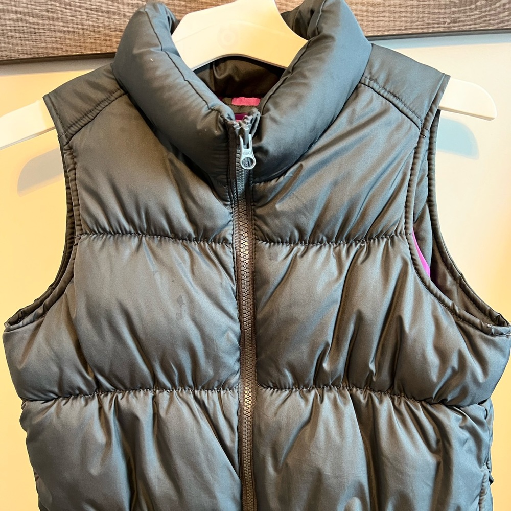 Girls large puffer vest